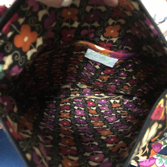 Vera Bradley cross body - Picture 4 of 5